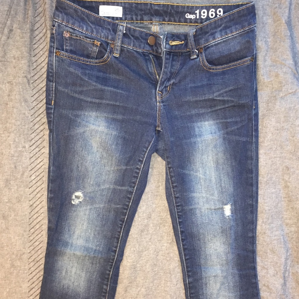 GAP 1969 Distressed Ankle Skinny Jeans